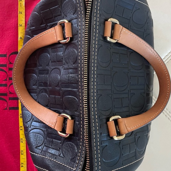 Carolina Herrera authentic Andy 7 handbag - Picture 2 of 11